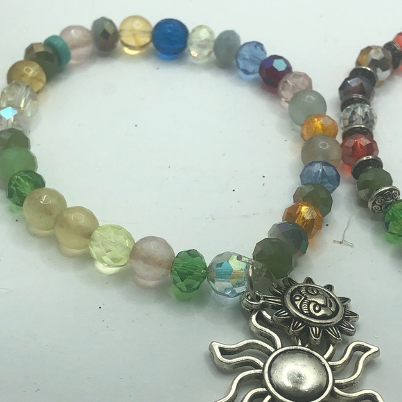 Beautiful Crystal Bracelet - Picture 3 of 5